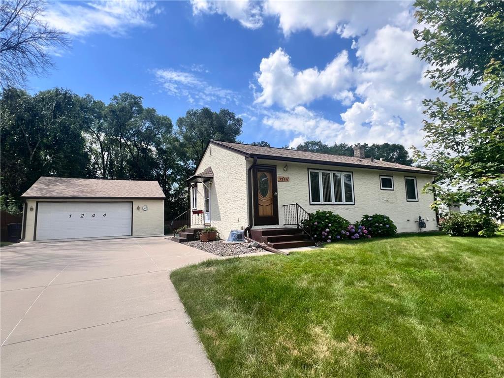 1244 Ryan Avenue E Maplewood MN 55109 6566328 image1