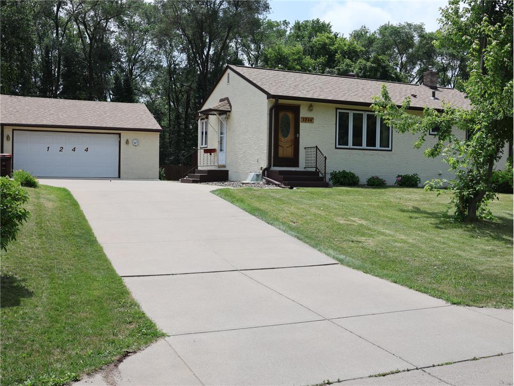 1244 Ryan Avenue E Maplewood MN 55109 7100715 image1