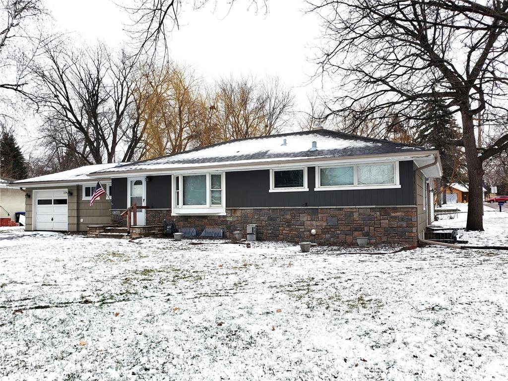 1244 Sandhurst Drive W Roseville MN 55113 6473297 image1