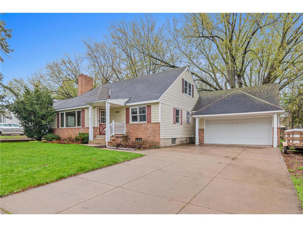 1244 Skillman Avenue W Roseville MN 55113 7066349 image1