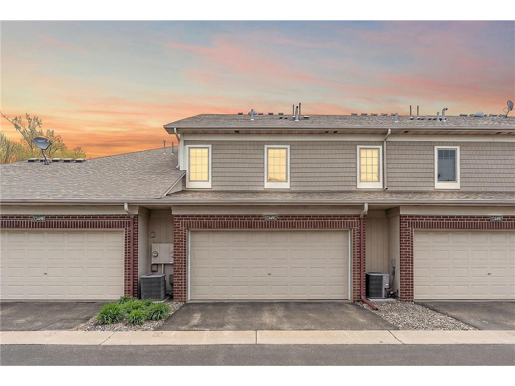 12449 Flanders Court NE #G Blaine MN 55449 7069059 image2