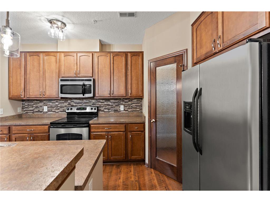 12449 Flanders Court NE #G Blaine MN 55449 7069059 image23