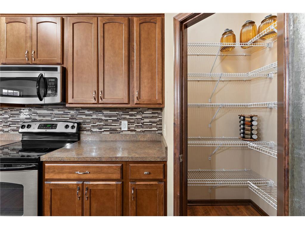 12449 Flanders Court NE #G Blaine MN 55449 7069059 image24