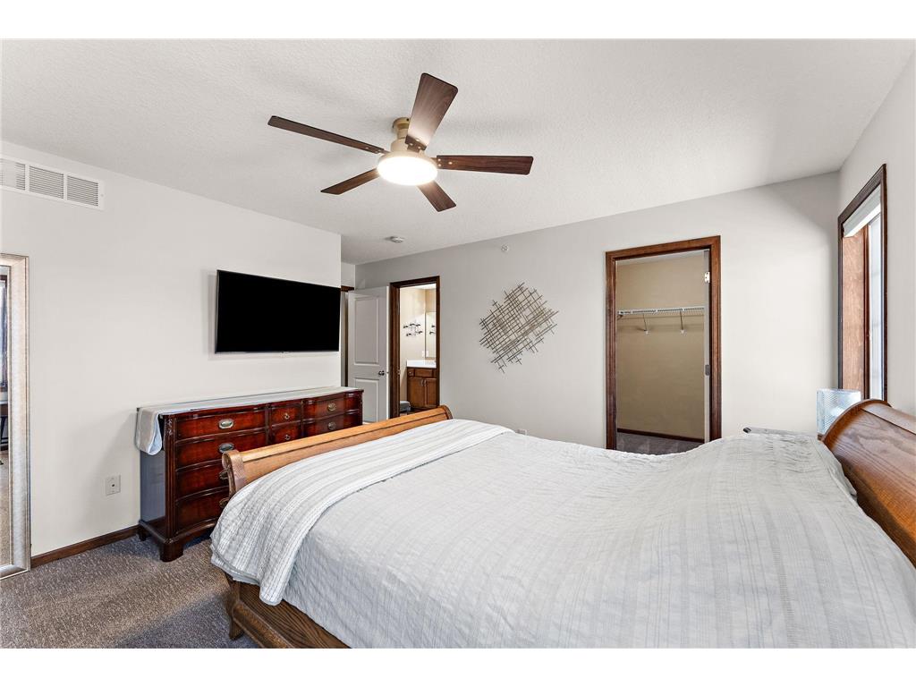12449 Flanders Court NE #G Blaine MN 55449 7069059 image34