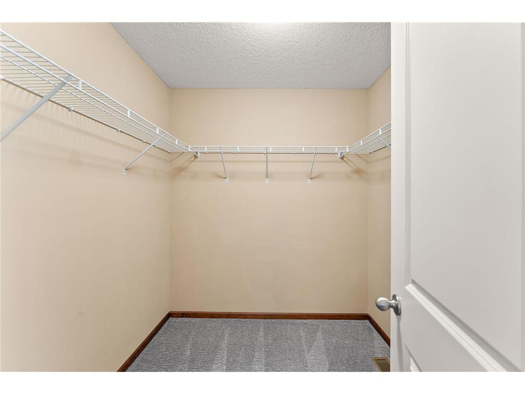 12449 Flanders Court NE #G Blaine MN 55449 7069059 image35