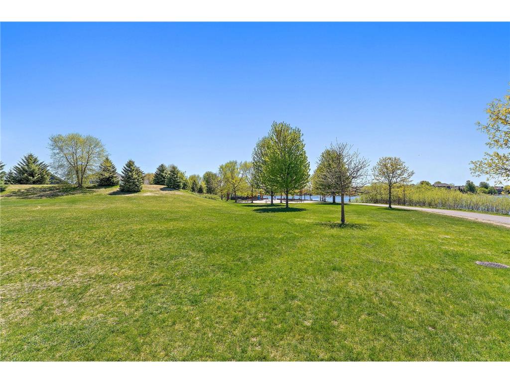 12449 Flanders Court NE #G Blaine MN 55449 7069059 image44