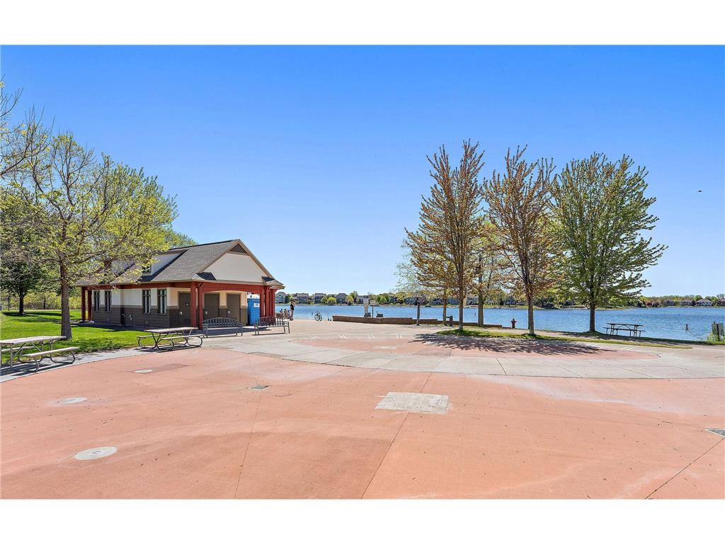 12449 Flanders Court NE #G Blaine MN 55449 7069059 image45