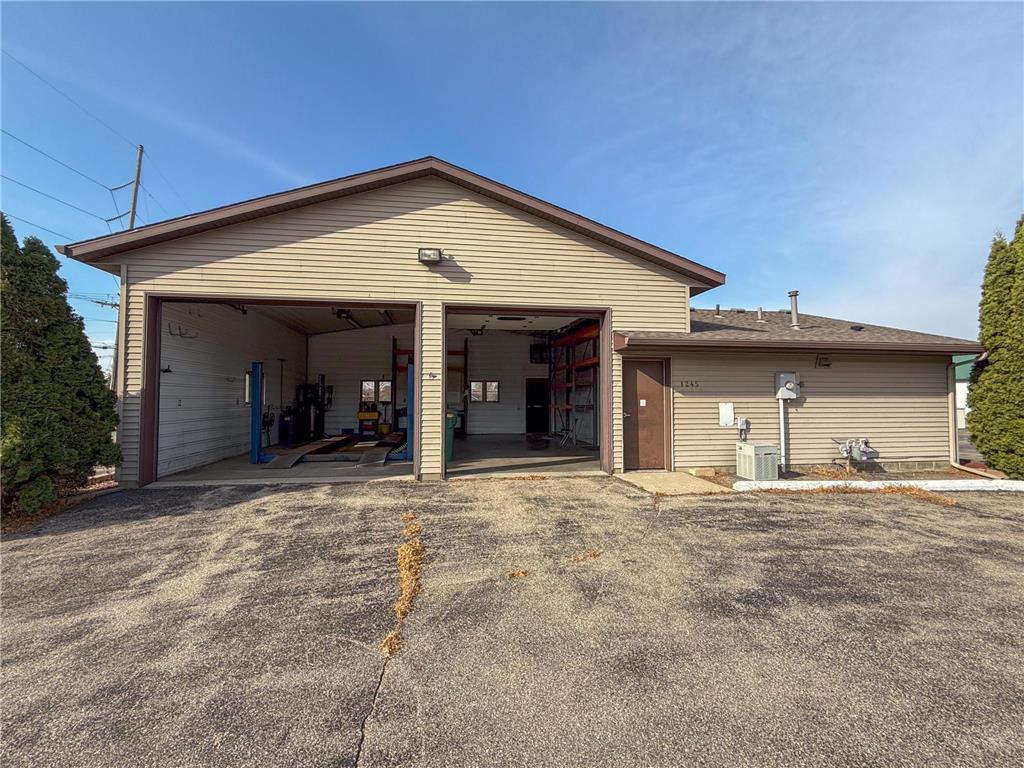 1245 Eastgate Drive SE Rochester MN 55904 6740358 image3
