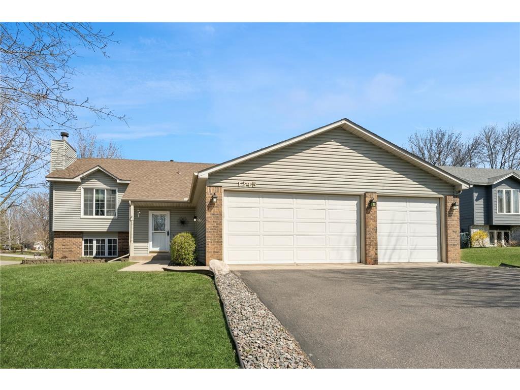 1245 Granite Avenue N Oakdale MN 55128 6707341 image1