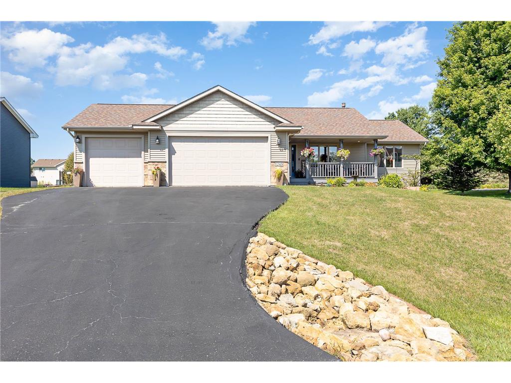 1245 Island View Drive, New Richmond, WI 54017 MLS 6246483 Edina