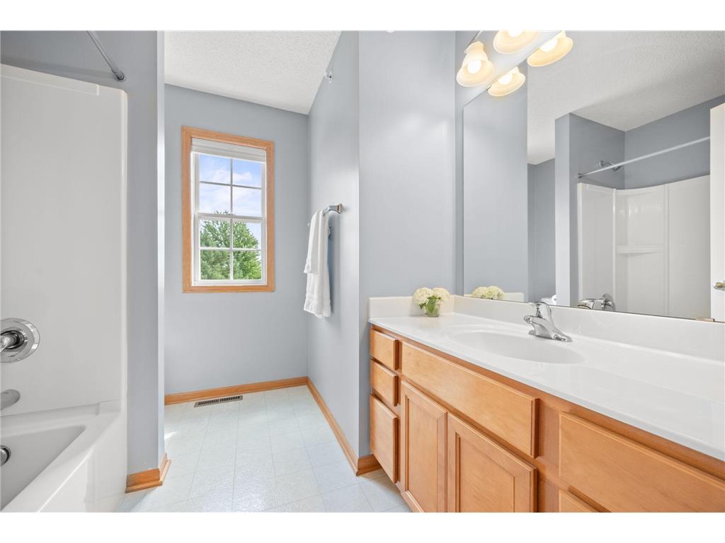 1246 Chateau Avenue #409 Maplewood MN 55109 7104783 image18