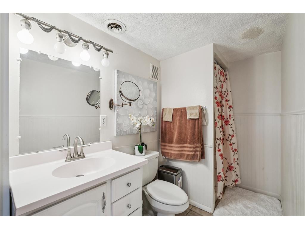 12463 Drake Street NW Coon Rapids MN 55448 6790277 image26