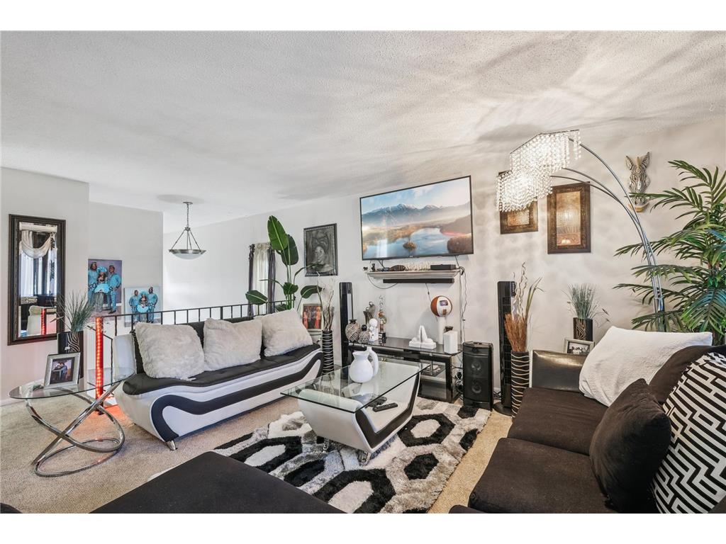 12463 Drake Street NW Coon Rapids MN 55448 6790277 image8