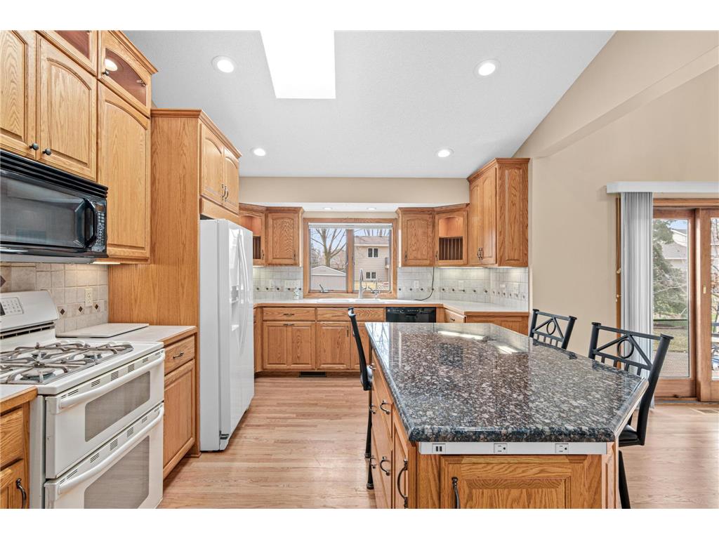 12465 90th Place N Maple Grove MN 55369 7050965 image4