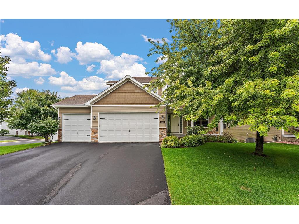 12469 National Street NE Blaine MN 55449 6780785 image1