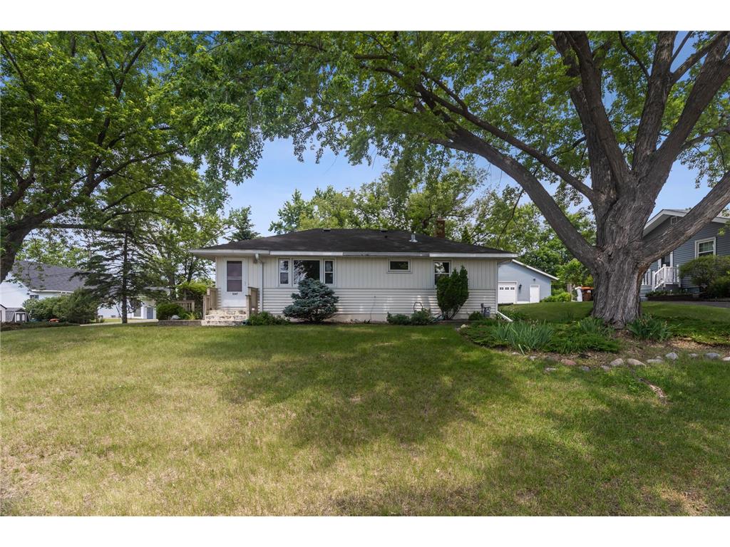 1247 Lealand Road E Maplewood MN 55109 6743016 image1