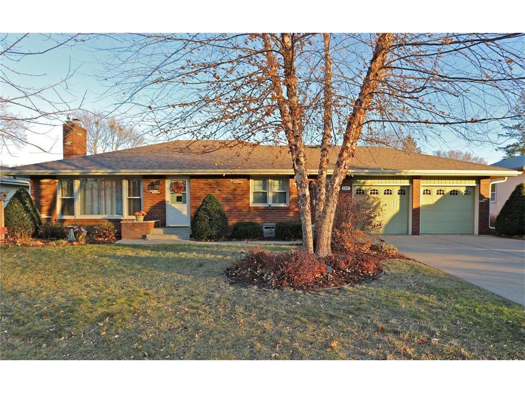 1247 Ryan Avenue W Roseville MN 55113 6303387 image1