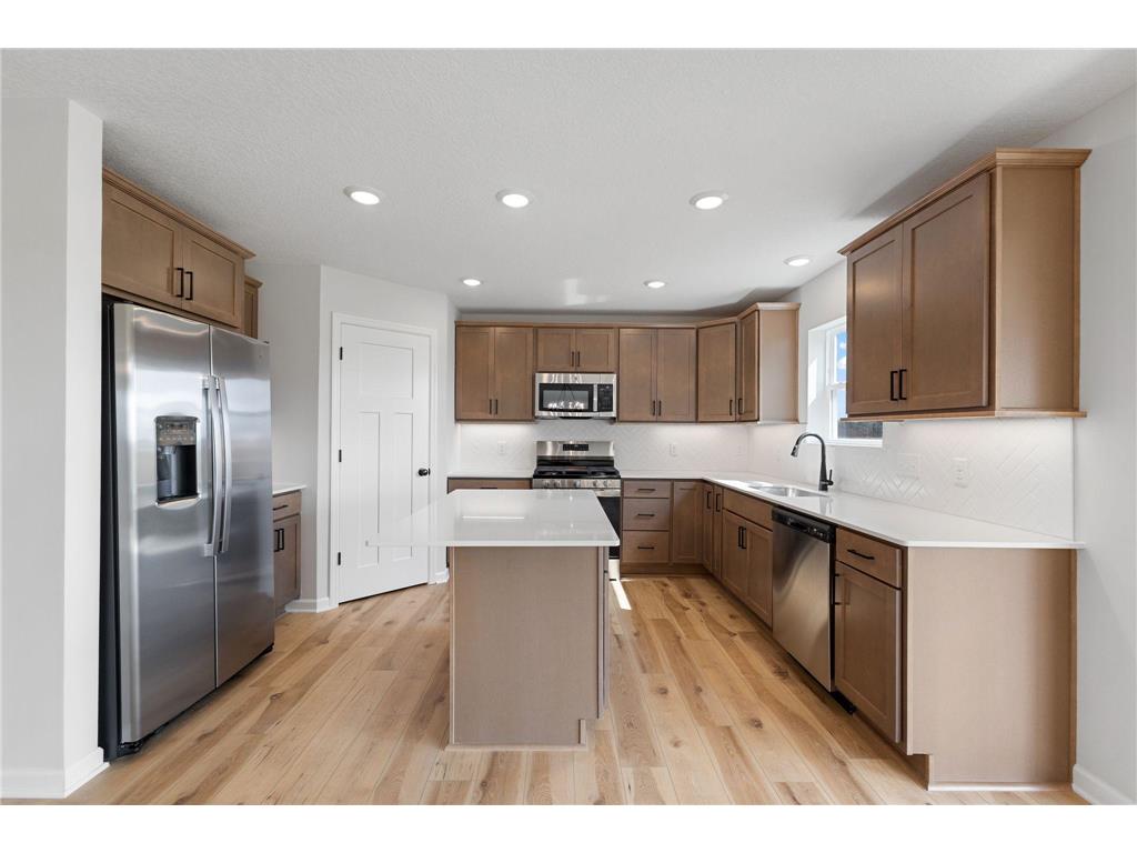 1248 Edge Way Jordan MN 55352 6784629 image8