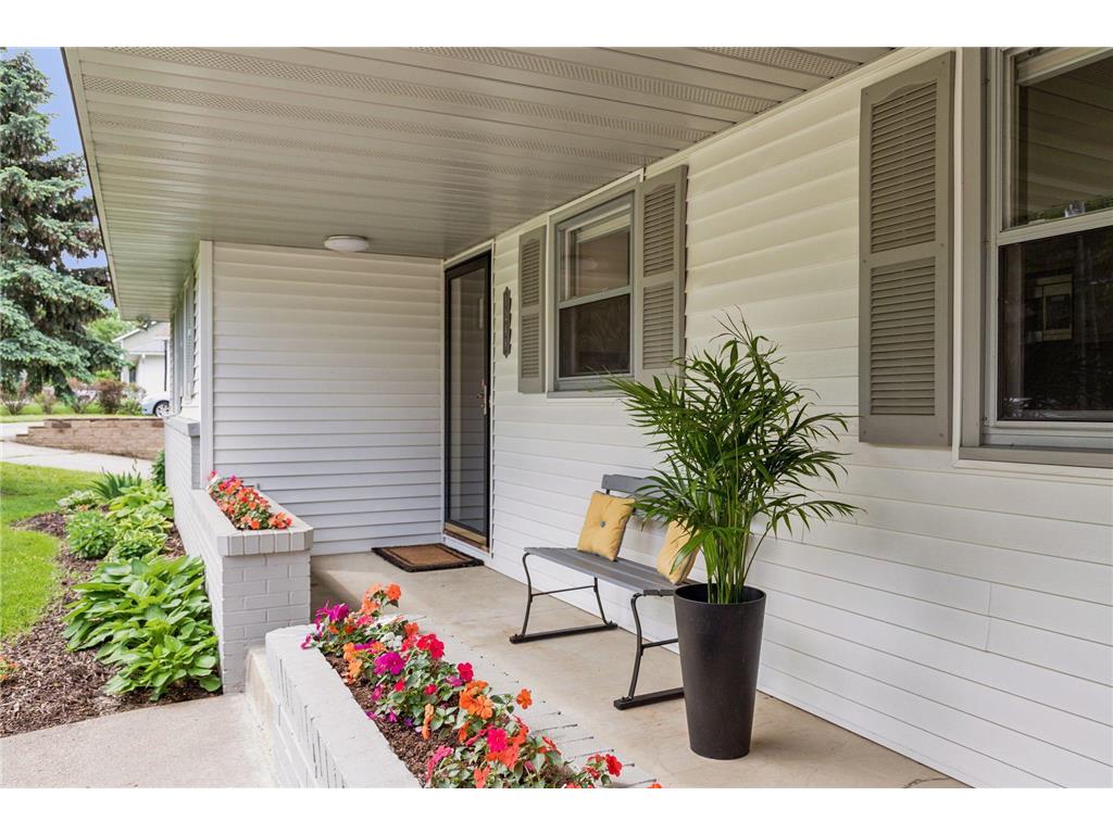 1248 Long Lake Road, New Brighton, MN, 55112 MLS 6531281 Edina Realty