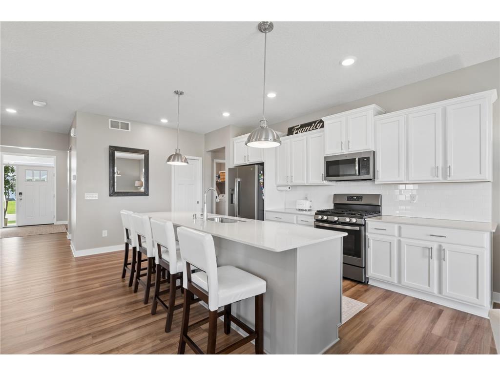 1248 Oak Tree Court Carver MN 55315 7050591 image1