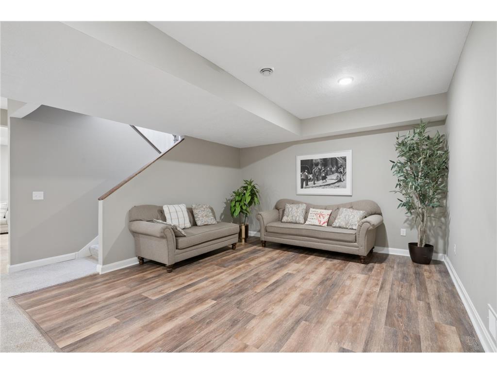 1248 Oak Tree Court Carver MN 55315 7050591 image18