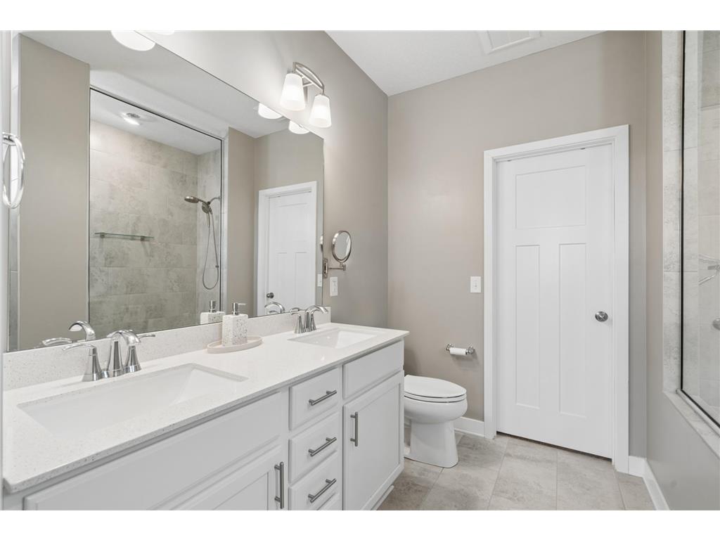 1248 Oak Tree Court Carver MN 55315 7050591 image9