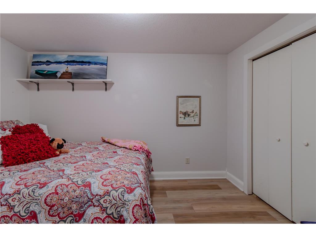 12480 212th Avenue NE New London MN 56273 7105626 image103