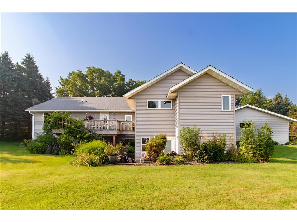 12480 212th Avenue NE New London MN 56273 7105626 image16