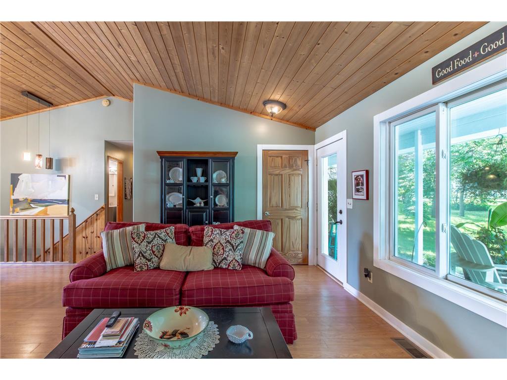 12480 212th Avenue NE New London MN 56273 7105626 image62