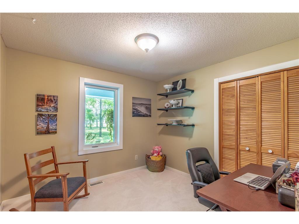 12480 212th Avenue NE New London MN 56273 7105626 image74