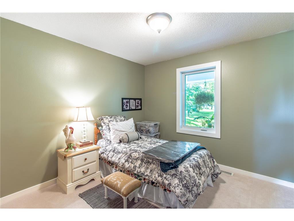 12480 212th Avenue NE New London MN 56273 7105626 image78