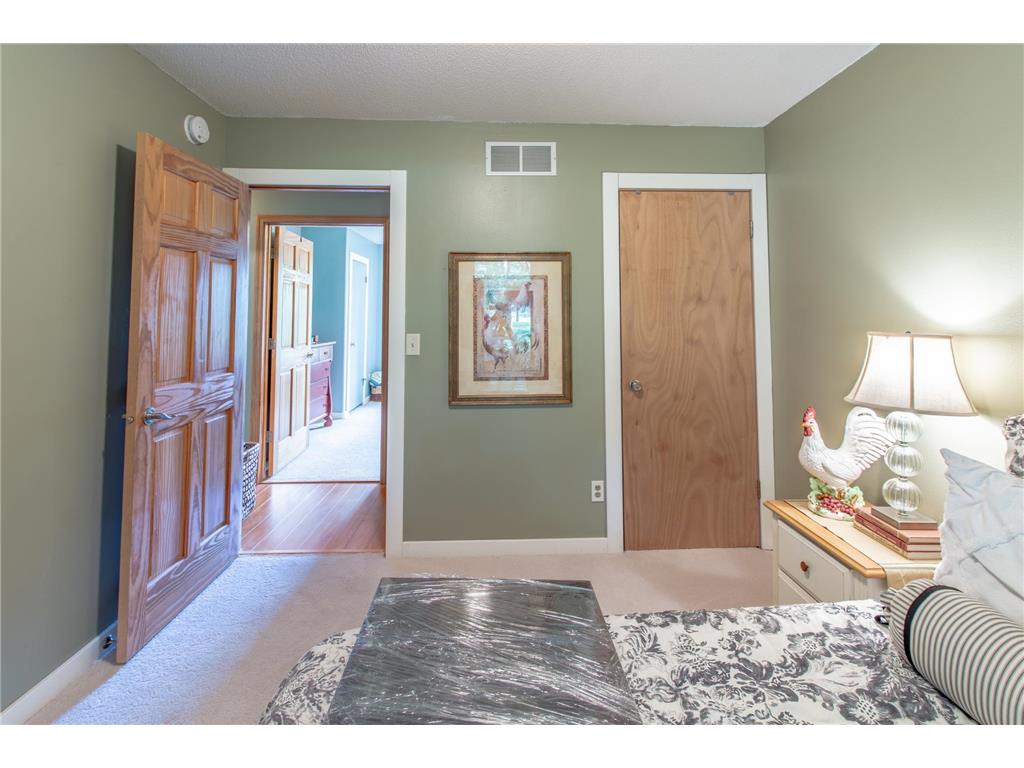 12480 212th Avenue NE New London MN 56273 7105626 image80