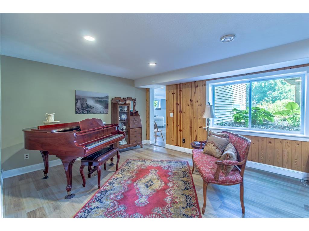 12480 212th Avenue NE New London MN 56273 7105626 image95