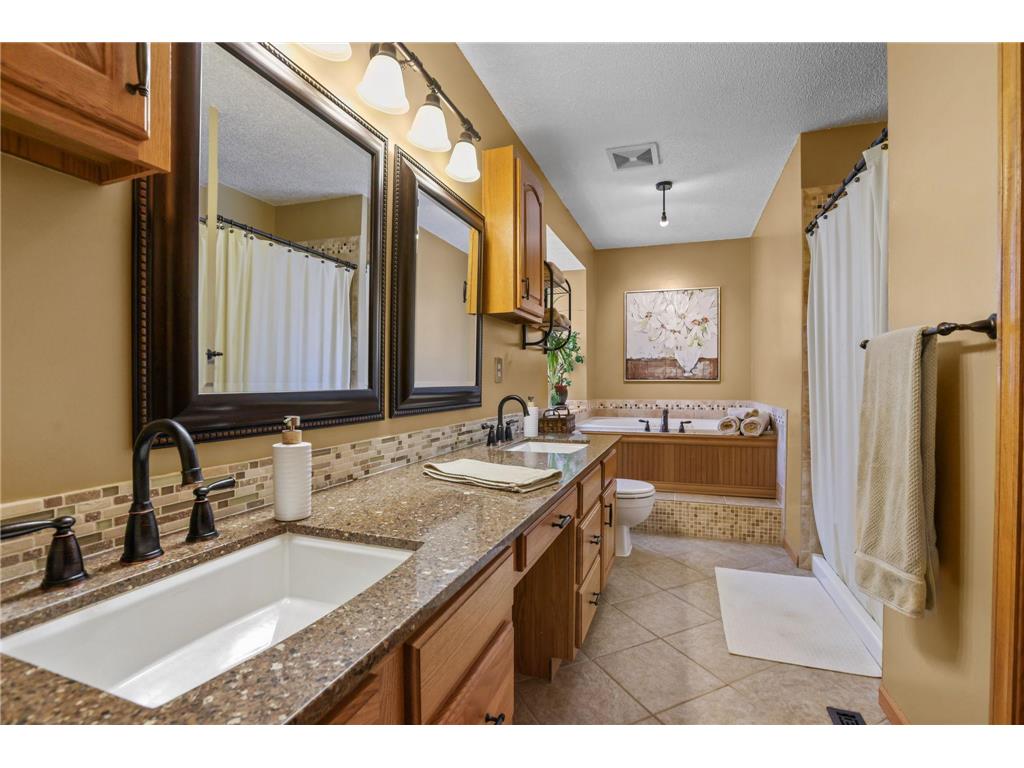 12481 88th Place N Maple Grove MN 55369 7063392 image19