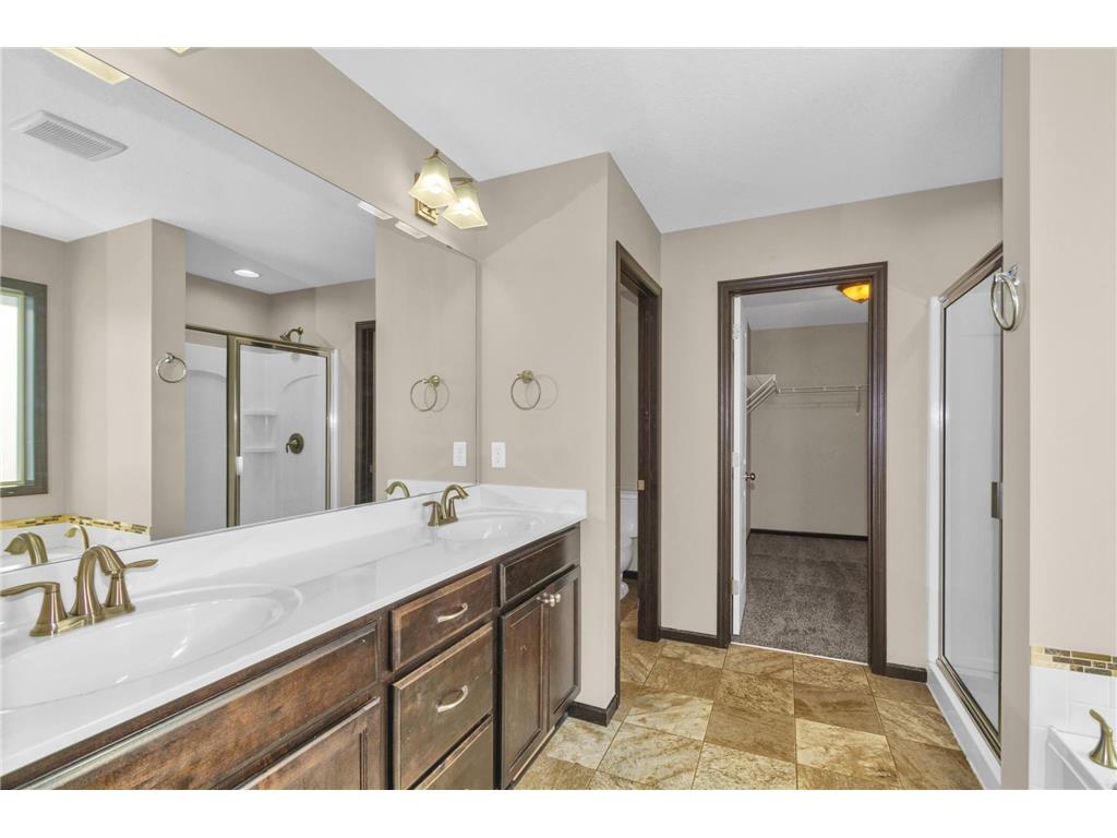 12484 Bataan Street NE Blaine MN 55449 6813888 image19