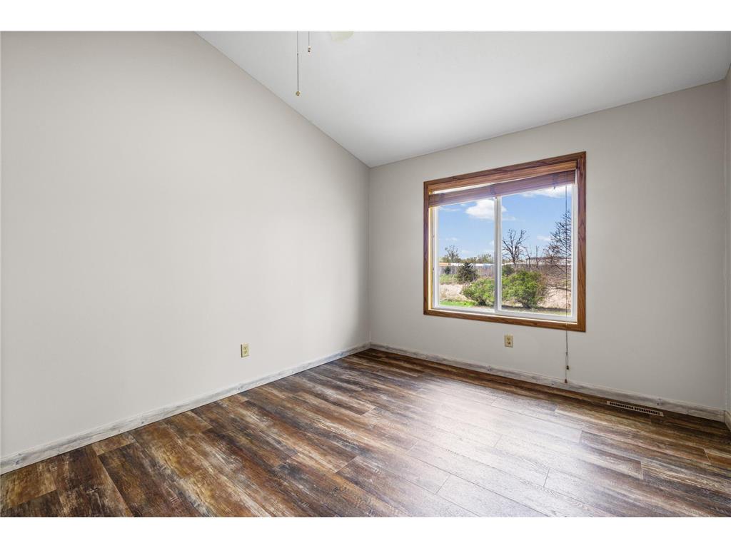 12484 Independence Avenue Savage MN 55378 7043411 image14