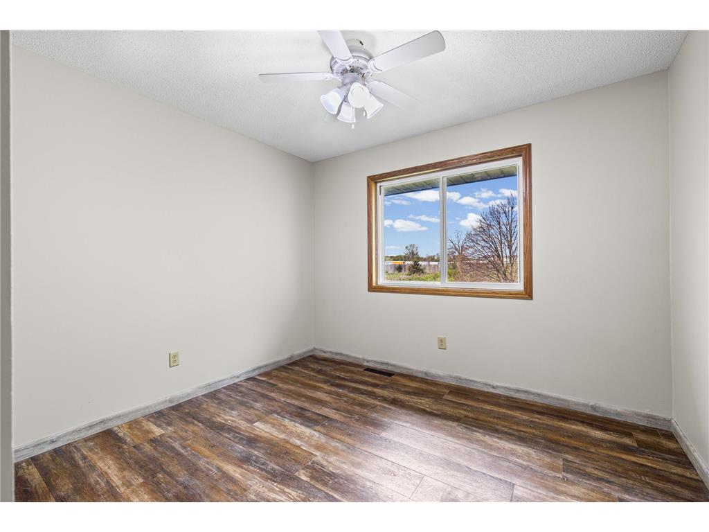 12484 Independence Avenue Savage MN 55378 7043411 image16