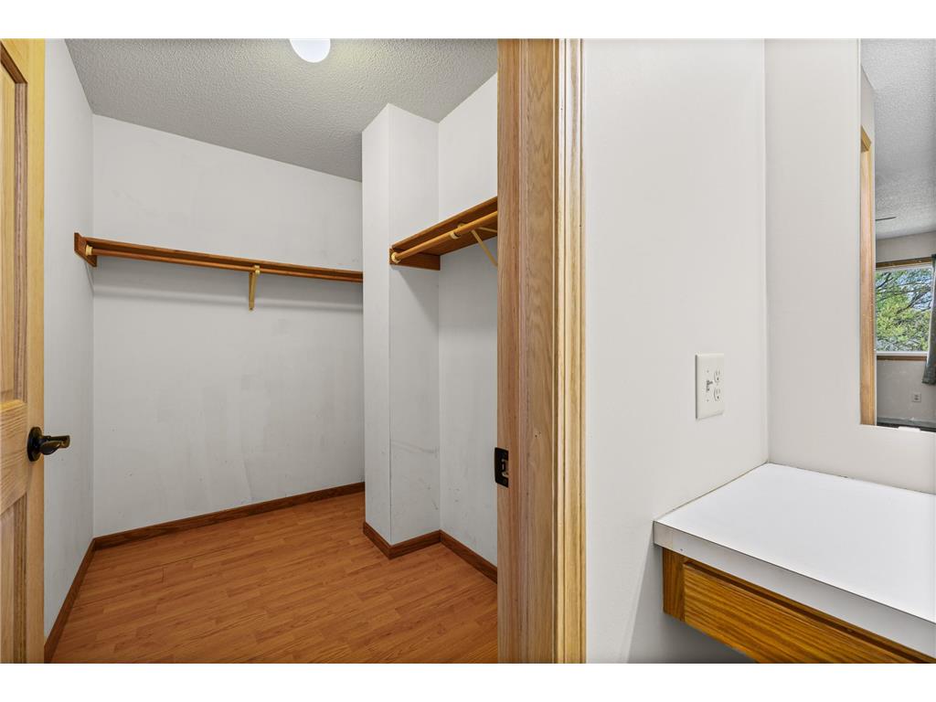 12484 Independence Avenue Savage MN 55378 7043411 image9