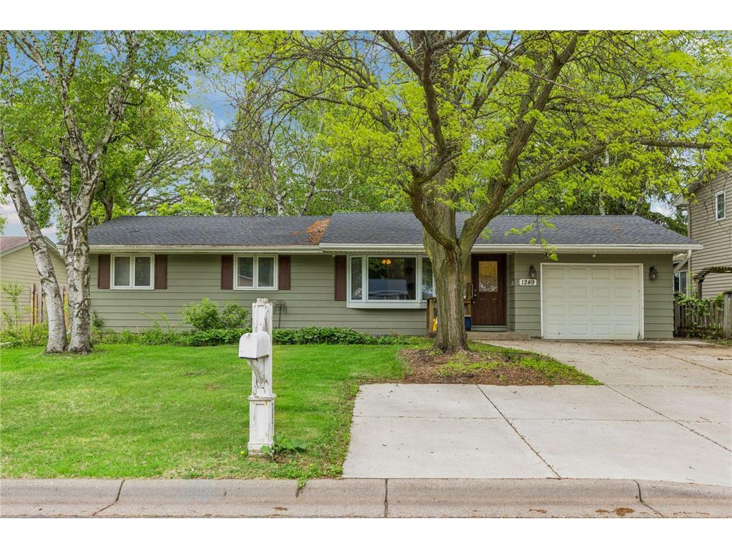1249 Pinewood Court Woodbury MN 55125 7044237 image1
