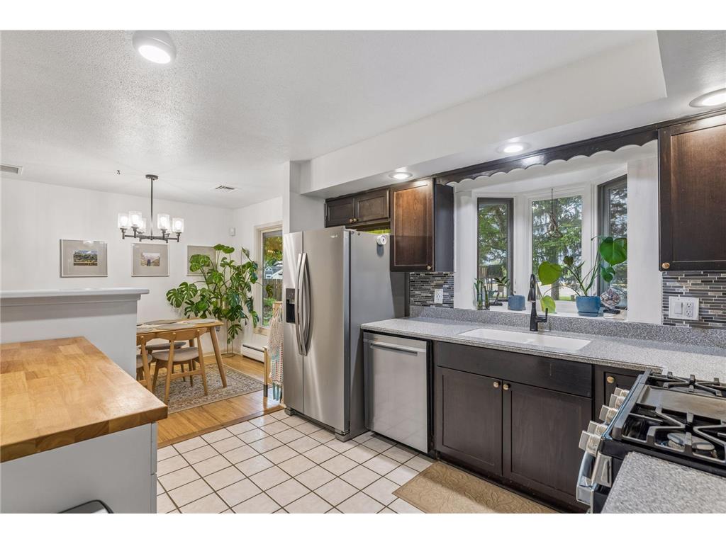 1249 Pinewood Court Woodbury MN 55125 7044237 image10