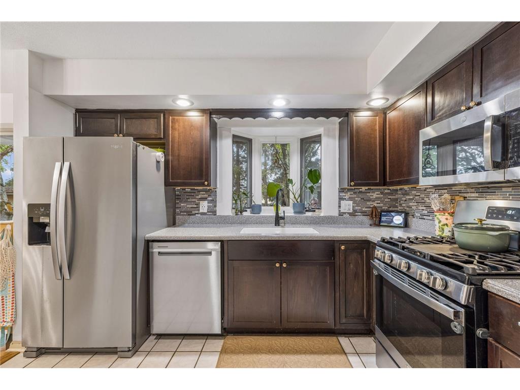 1249 Pinewood Court Woodbury MN 55125 7044237 image9