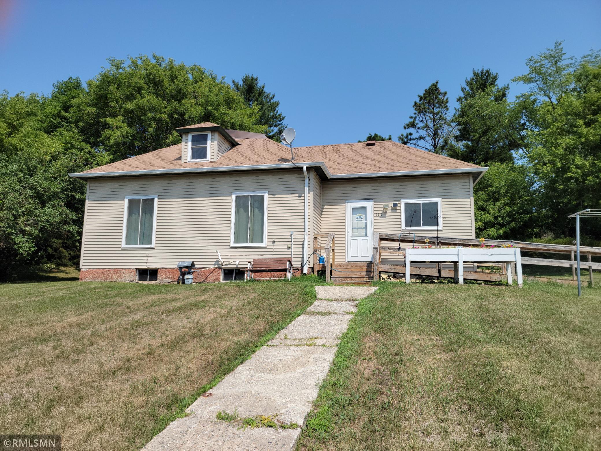 125 Clark Street E, Eagle Bend, MN 56446 MLS 6068481 Edina Realty