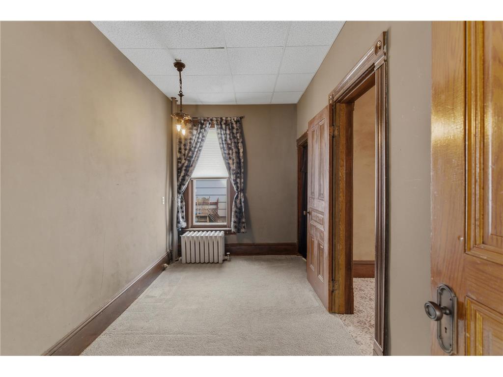 125 E 2nd Street Blue Earth MN 56013 7051481 image21