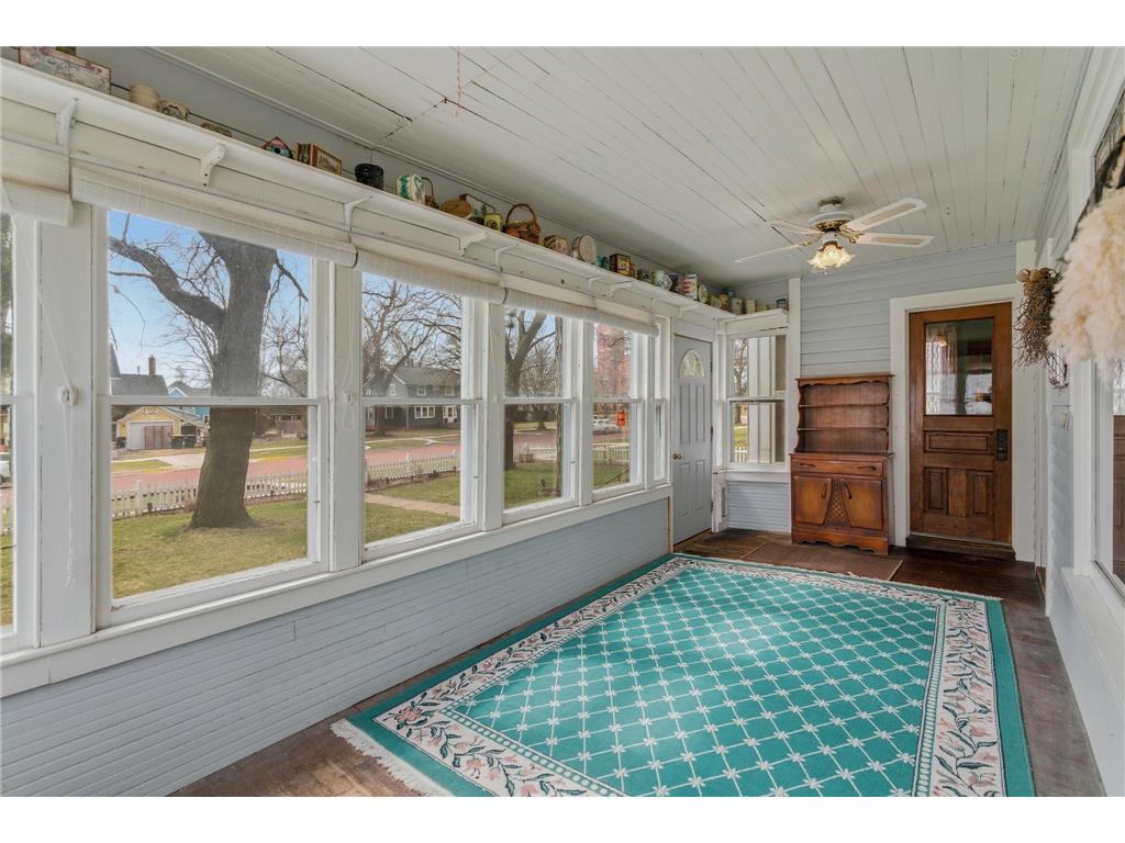 125 E 2nd Street Blue Earth MN 56013 7051481 image6