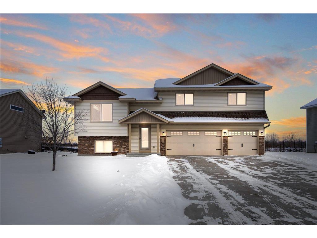 125 E Dickens Street Rush City MN 55069 6649097 image1