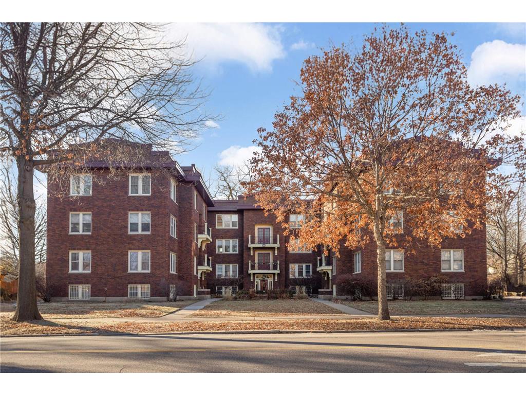 125 Lexington Parkway S #5 Saint Paul MN 55105 6639541 image1