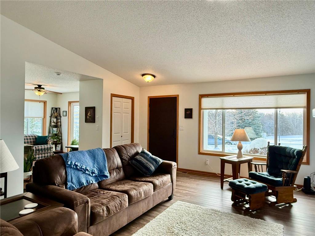 125 Meadow Lane New London MN 56273 7000737 image13