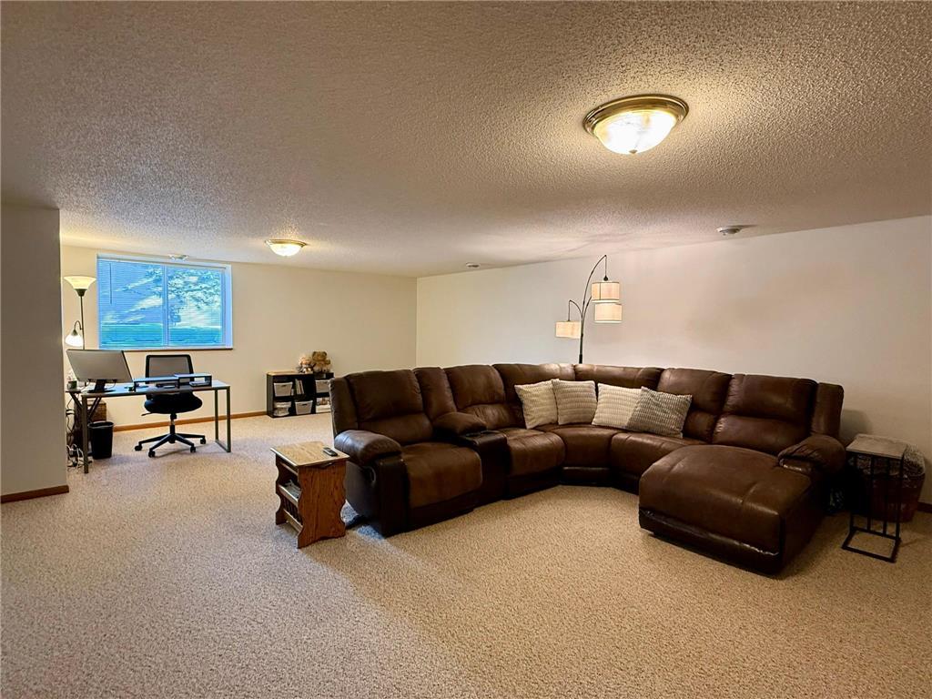 125 Meadow Lane New London MN 56273 7000737 image29