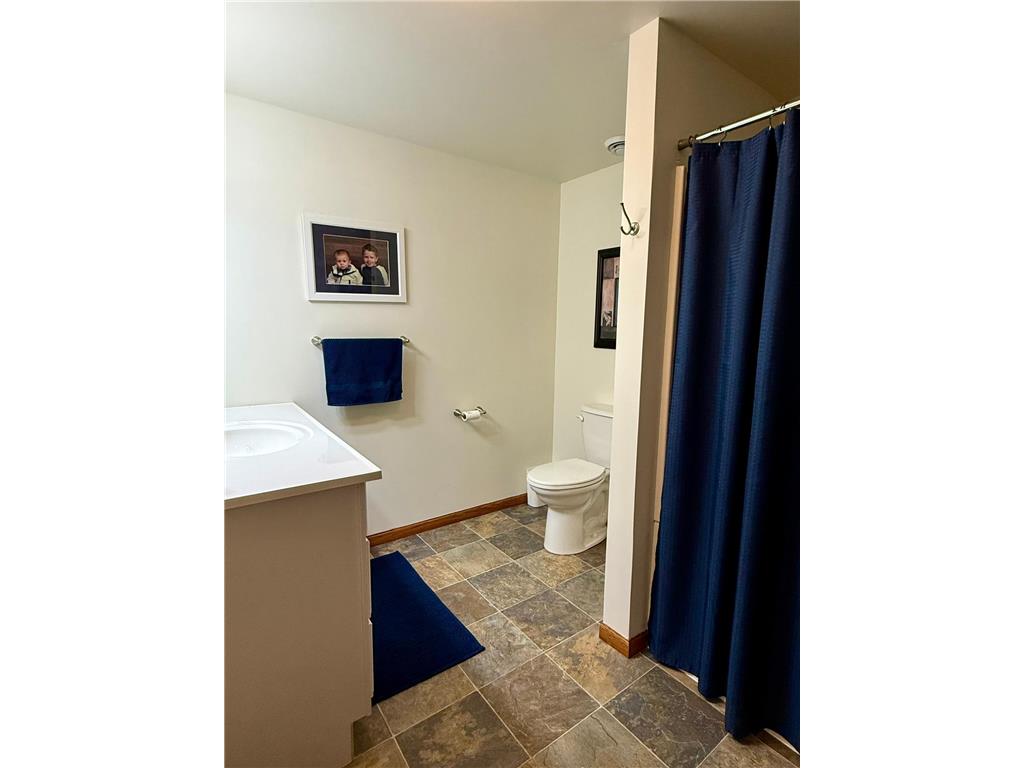 125 Meadow Lane New London MN 56273 7000737 image34