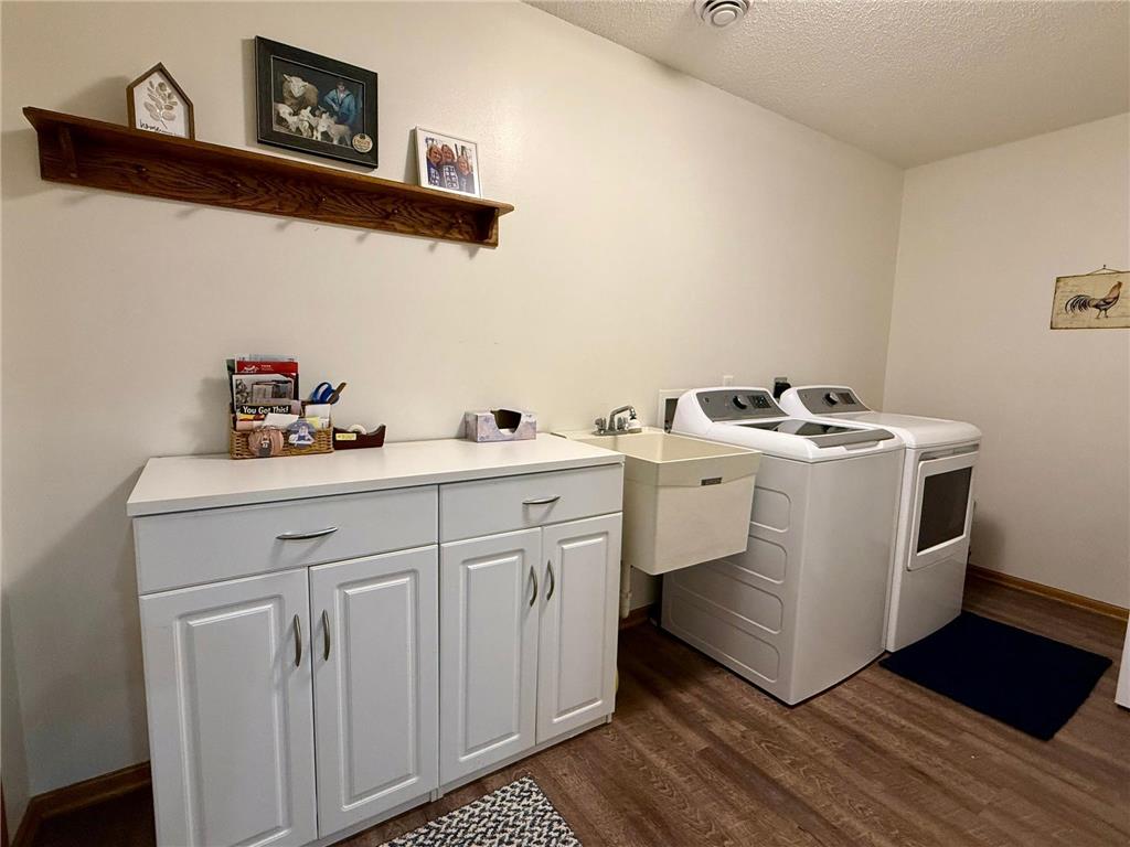 125 Meadow Lane New London MN 56273 7000737 image36